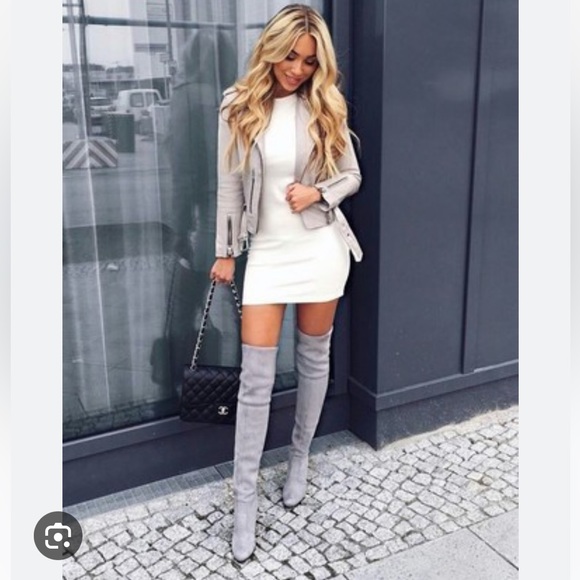 Stuart Weitzman
Highland Over-The-Knee Suede Boots - Picture 14 of 14